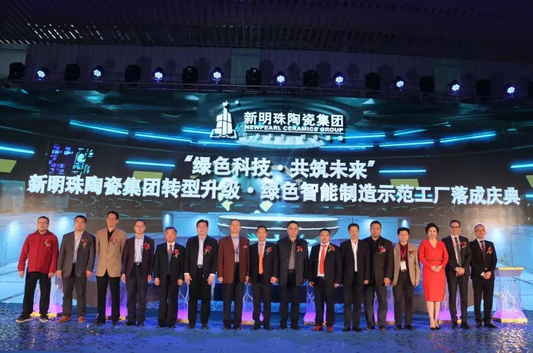 2025新澳门正版免费大全,探索澳门，2025新澳门正版免费大全的独特魅力