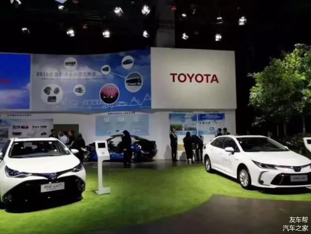2025新澳门正版免费资本车,探索未来，2025新澳门正版免费资本车