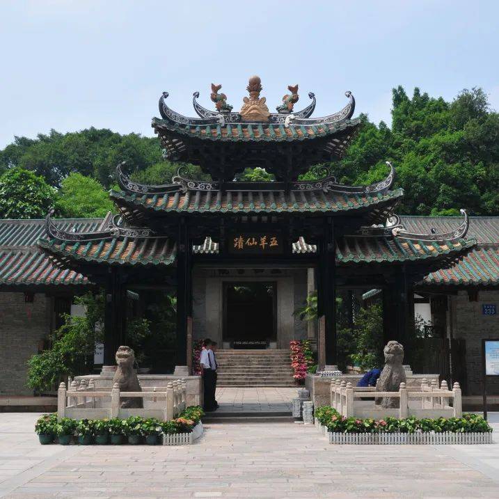 刘伯温澳门免费资料论坛,刘伯温澳门免费资料论坛，历史、文化与现代探索的交汇点