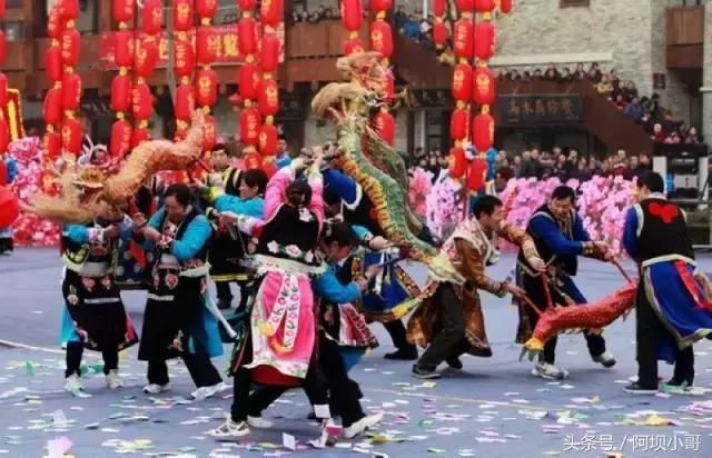 新澳门天天彩正版免费进入方法,新澳门天天彩正版免费进入方法——警惕背后的风险与犯罪问题